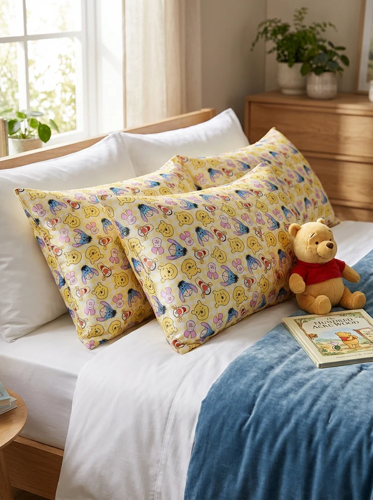 winnie-the-pooh-print-satin-silk-pillowcase روبالشی ساتن ابریشم طرح وین پو